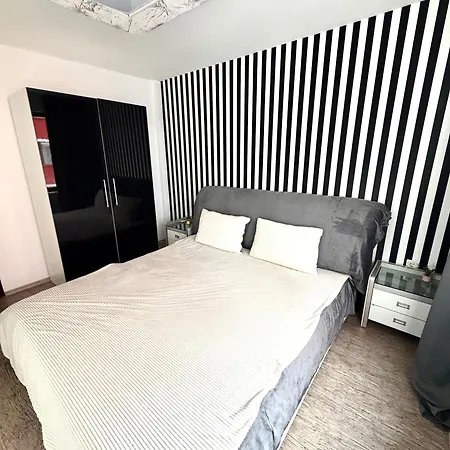 דירה Beachfront In Aureliya *